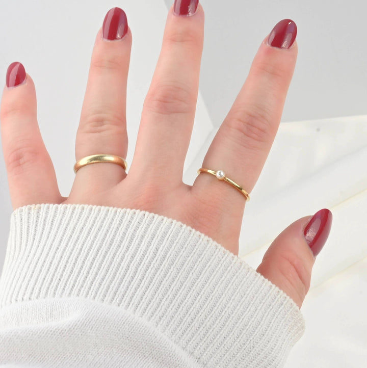 Solo Pearl Ring - Waterproof 18K Gold Minimalist Stacker Blueyejewelry