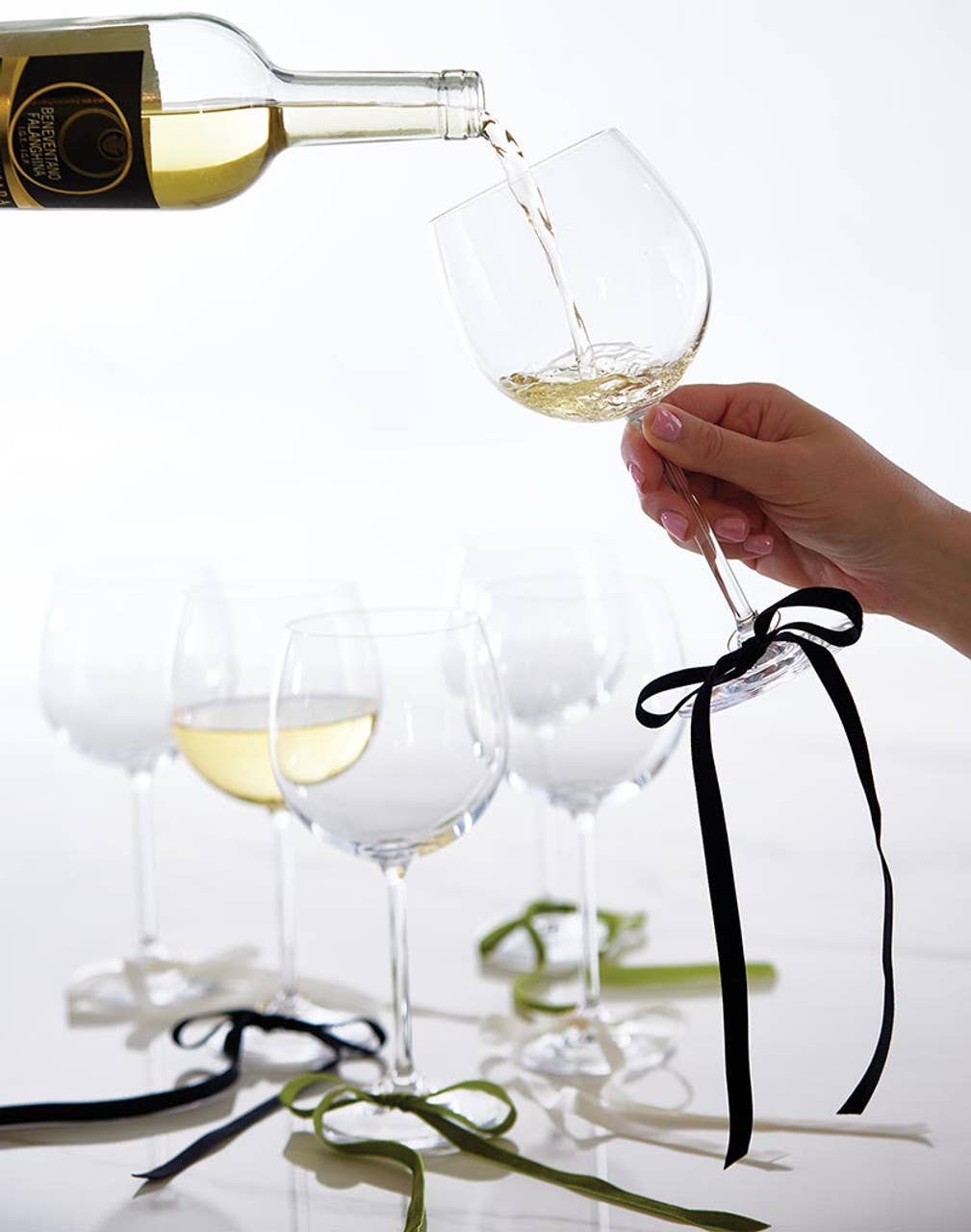 Velvet Bow Wine Charms - Green - Set of 6