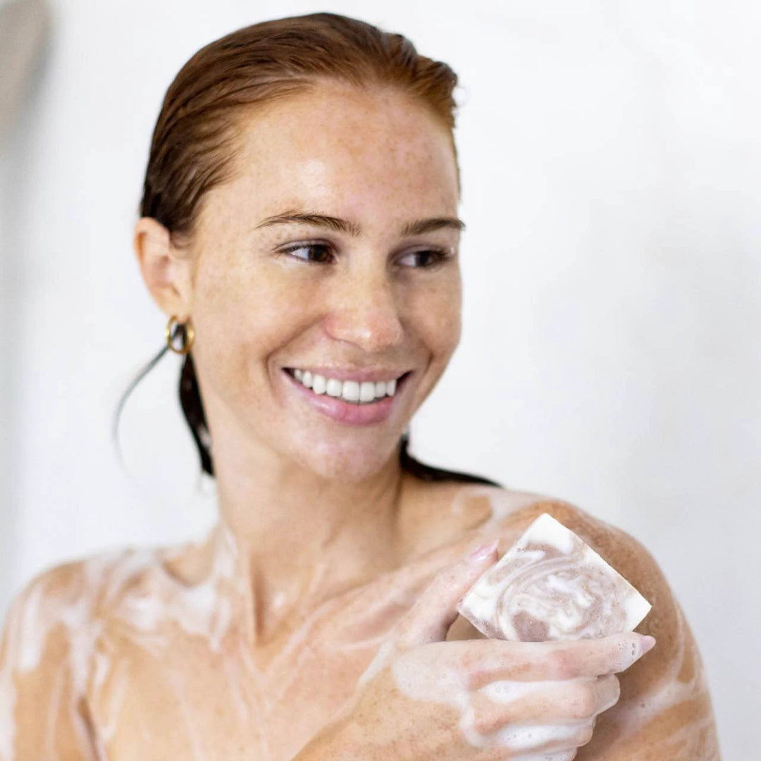 Shea Butter Exfoliating Body Wash KITSCH