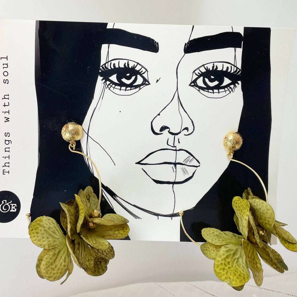Gertrude's Flower Earrings ( Green )