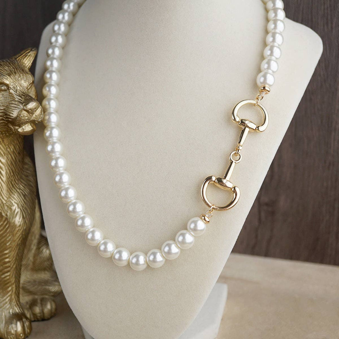Acrylic Pearl Horse Bit Necklace – Equestrian Pearl Glow