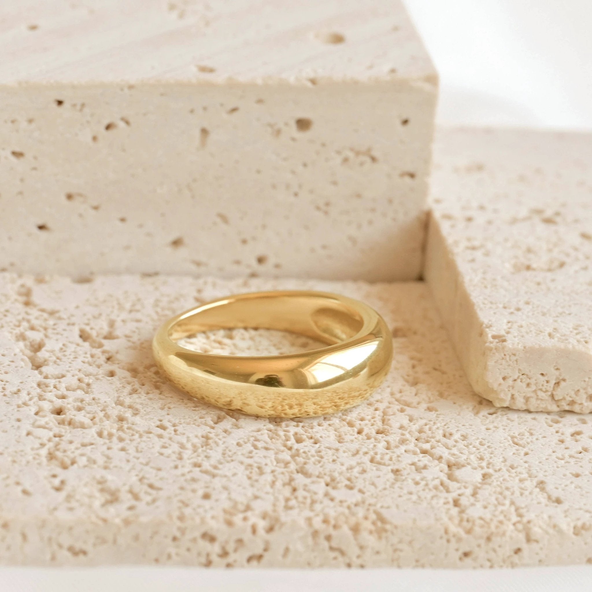 18k Gold Dome -Thin Dome Ring - Thick Band