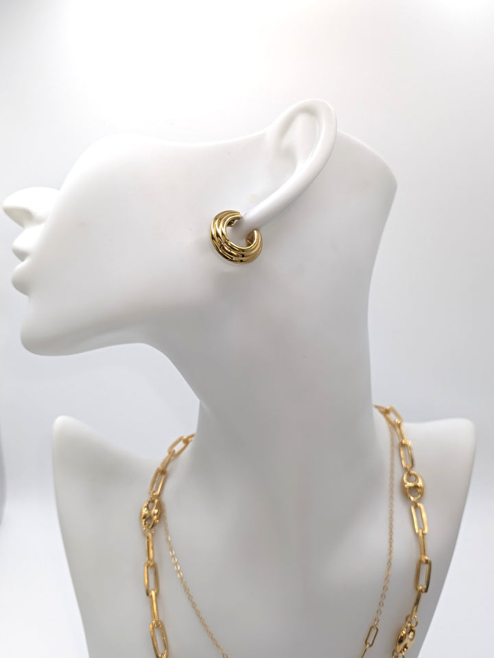 Juliette 18K Gold Non-Tarnish Chunky Hoop Earrings Flânerie by MAIQ