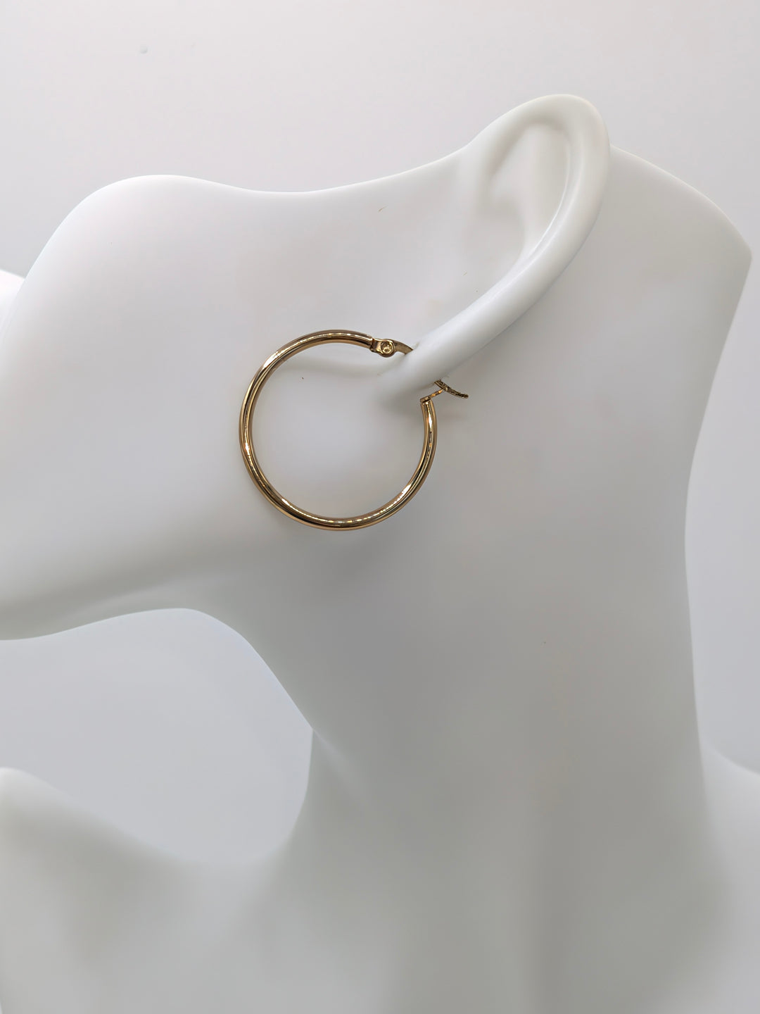 Classic Gold Hoop Earrings Intensity