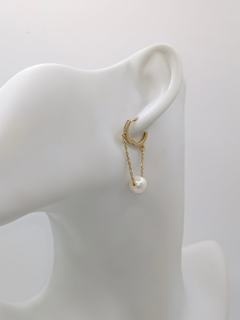 Hillary Pearl Chain Huggies | Gold & Silver Sahira Jewelry Design