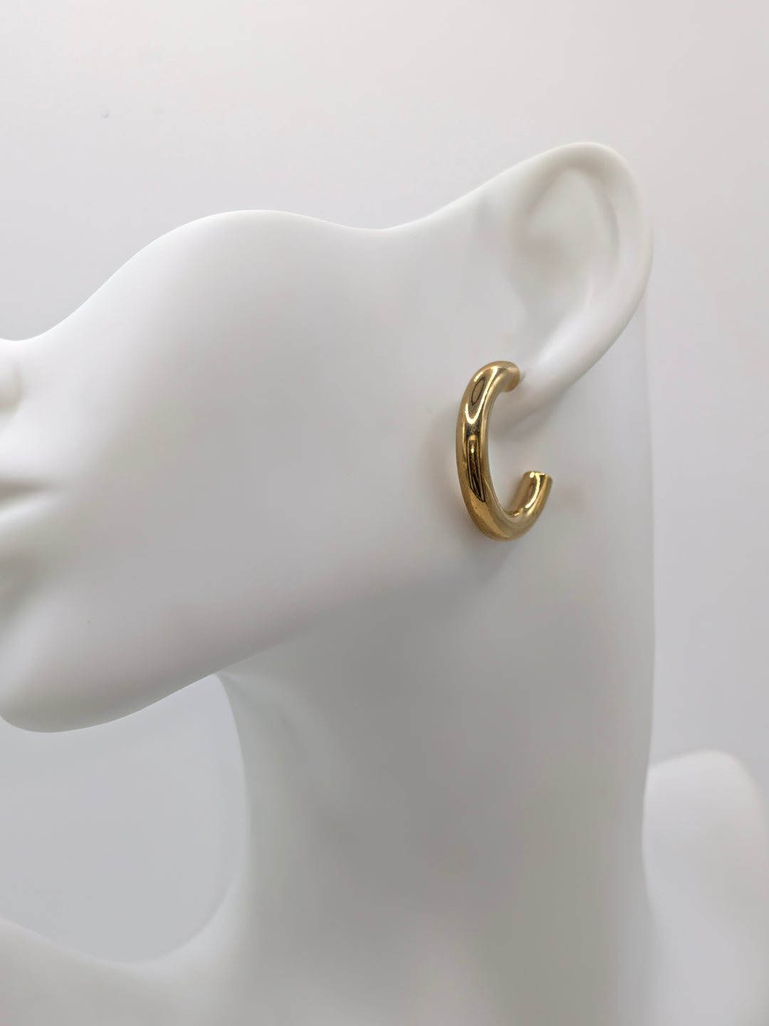Anya Mini Hoop Sahira Jewelry Design