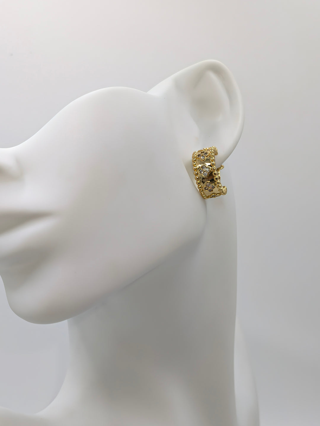 Ismaël Gold Floral Hoop Earrings Flânerie by MAIQ