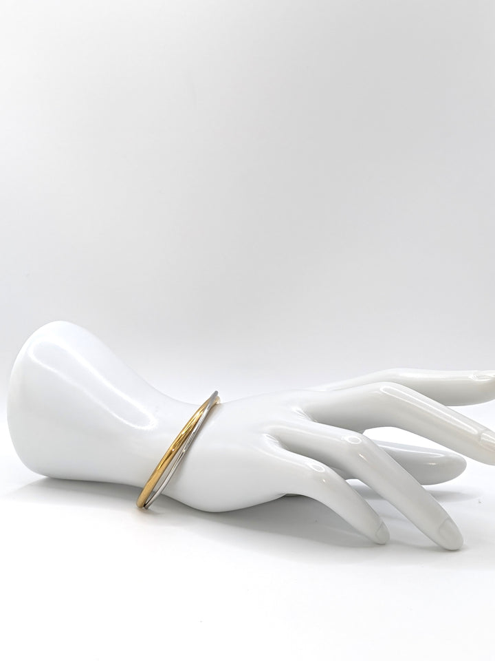 Rivoli 18K Gold Crossover Cuff Bracelet Flânerie by MAIQ