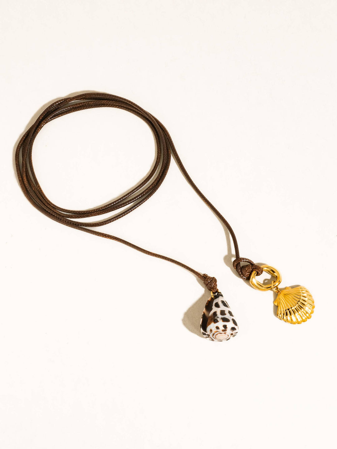 Chia 18K Gold Non-Tarnish Shell Charm Cord Necklace Flânerie by MAIQ