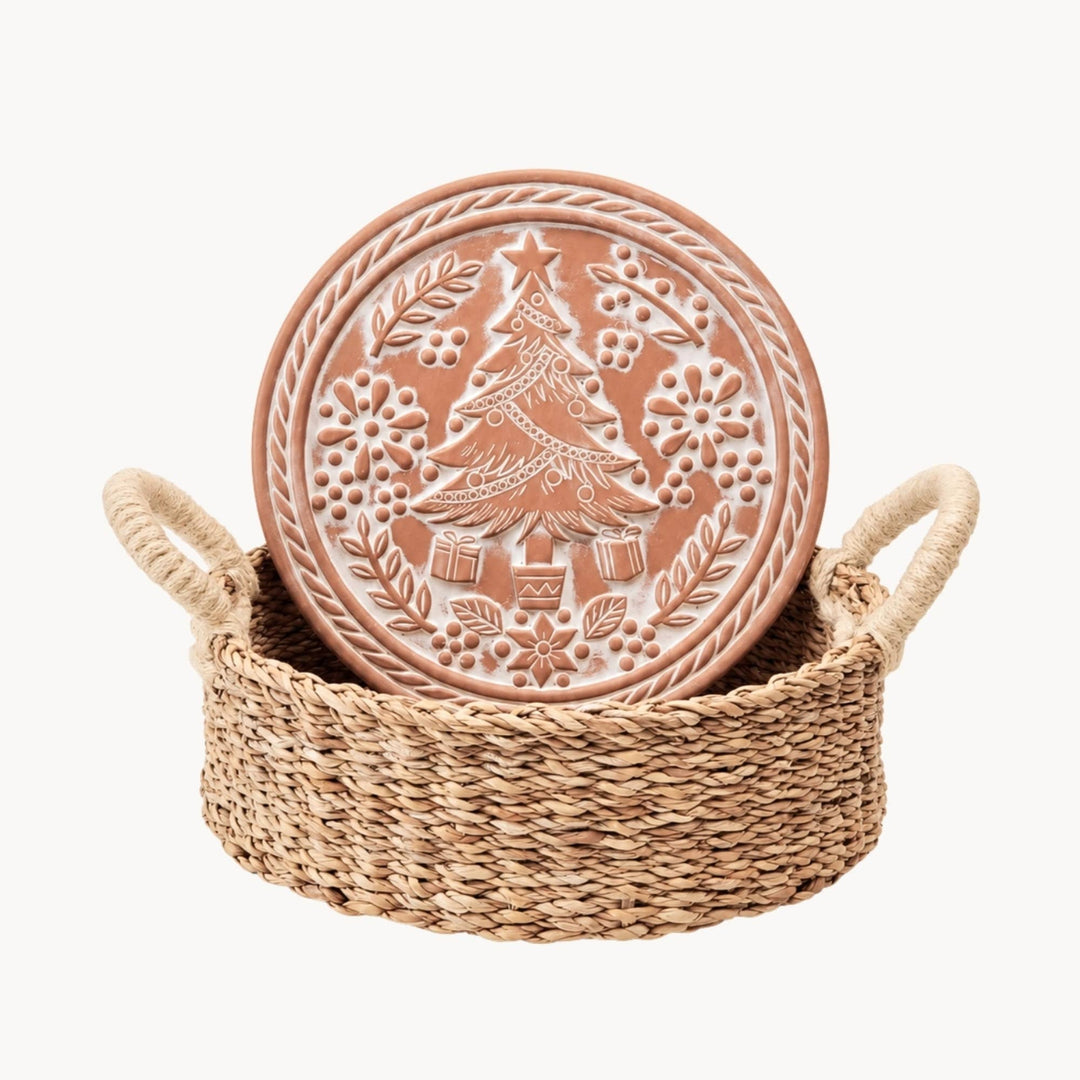 Handmade Bread Warmer &amp; Wicker Basket - Christmas Round