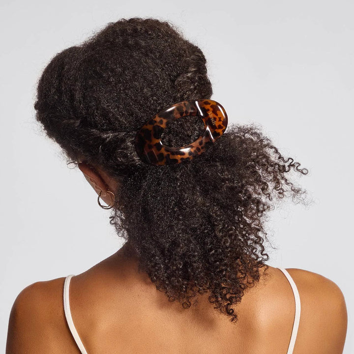 KITSCH Recycled Plastic Large Flat Cloud Clip in tortoise pattern, hair accessory
