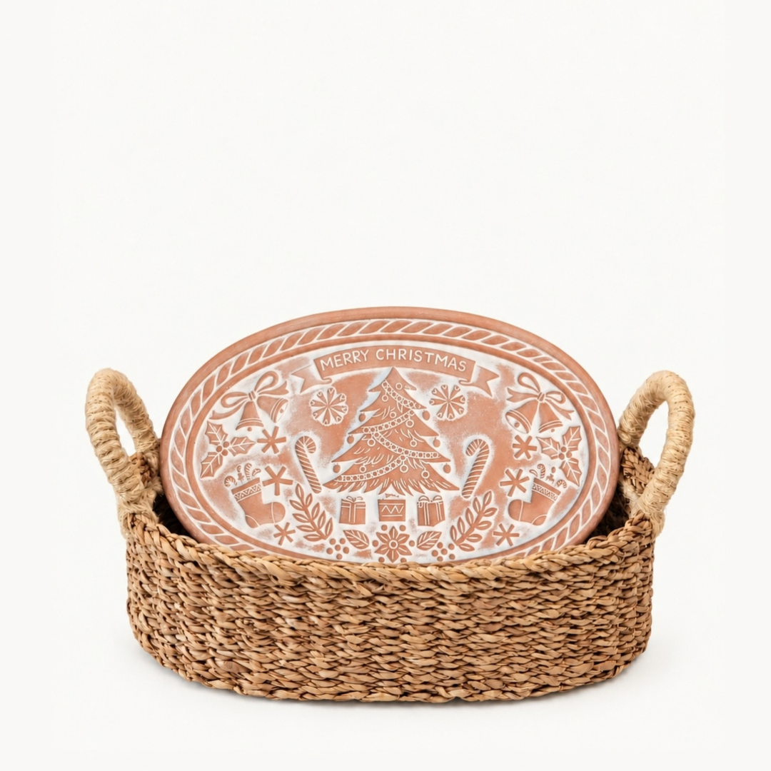 Handmade Bread Warmer &amp; Wicker Basket - Christmas Oval