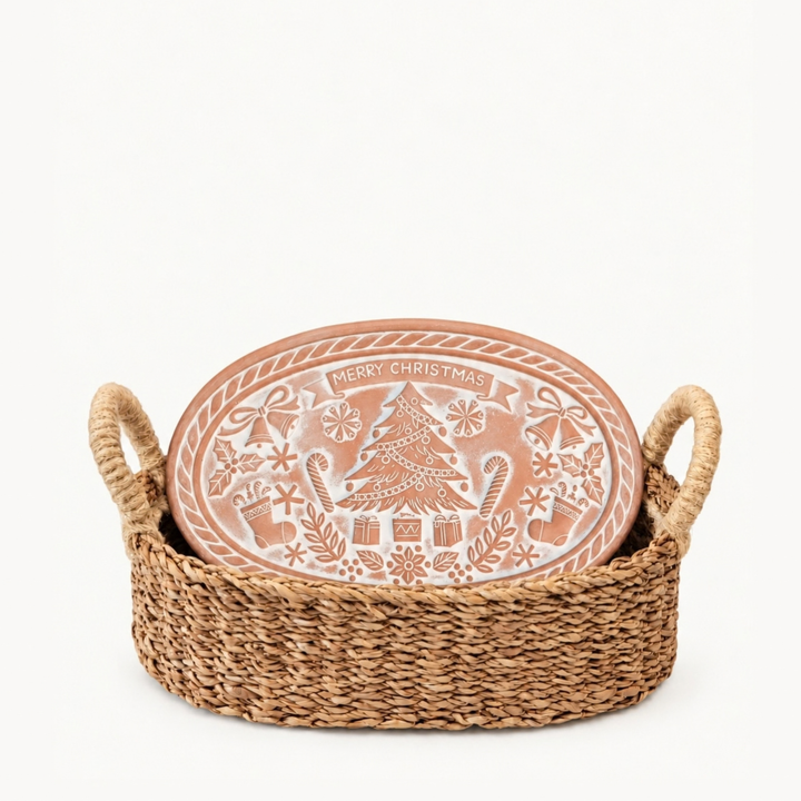 Handmade Bread Warmer &amp; Wicker Basket - Christmas Oval