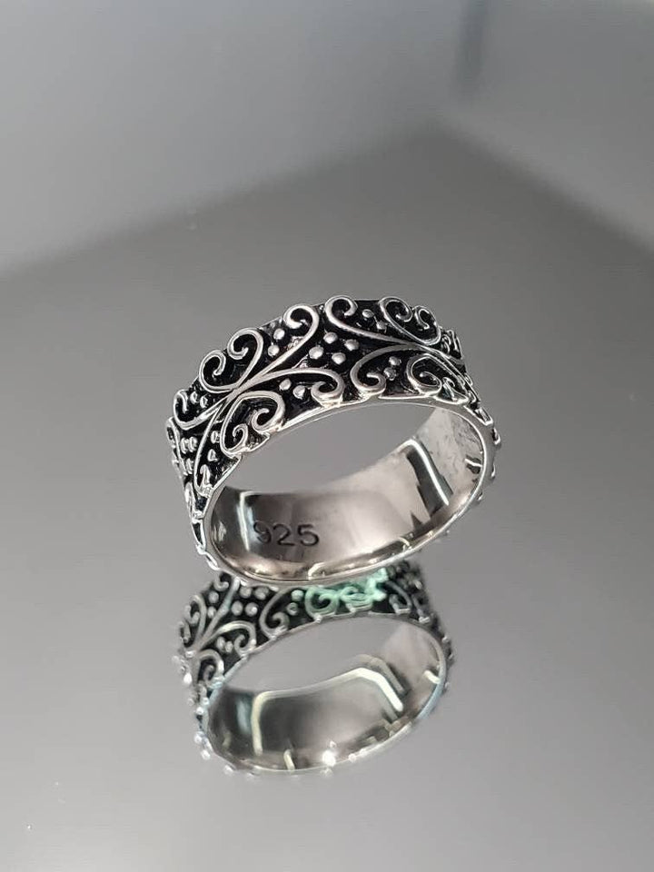 925 Sterling Silver with Oxidized Finish