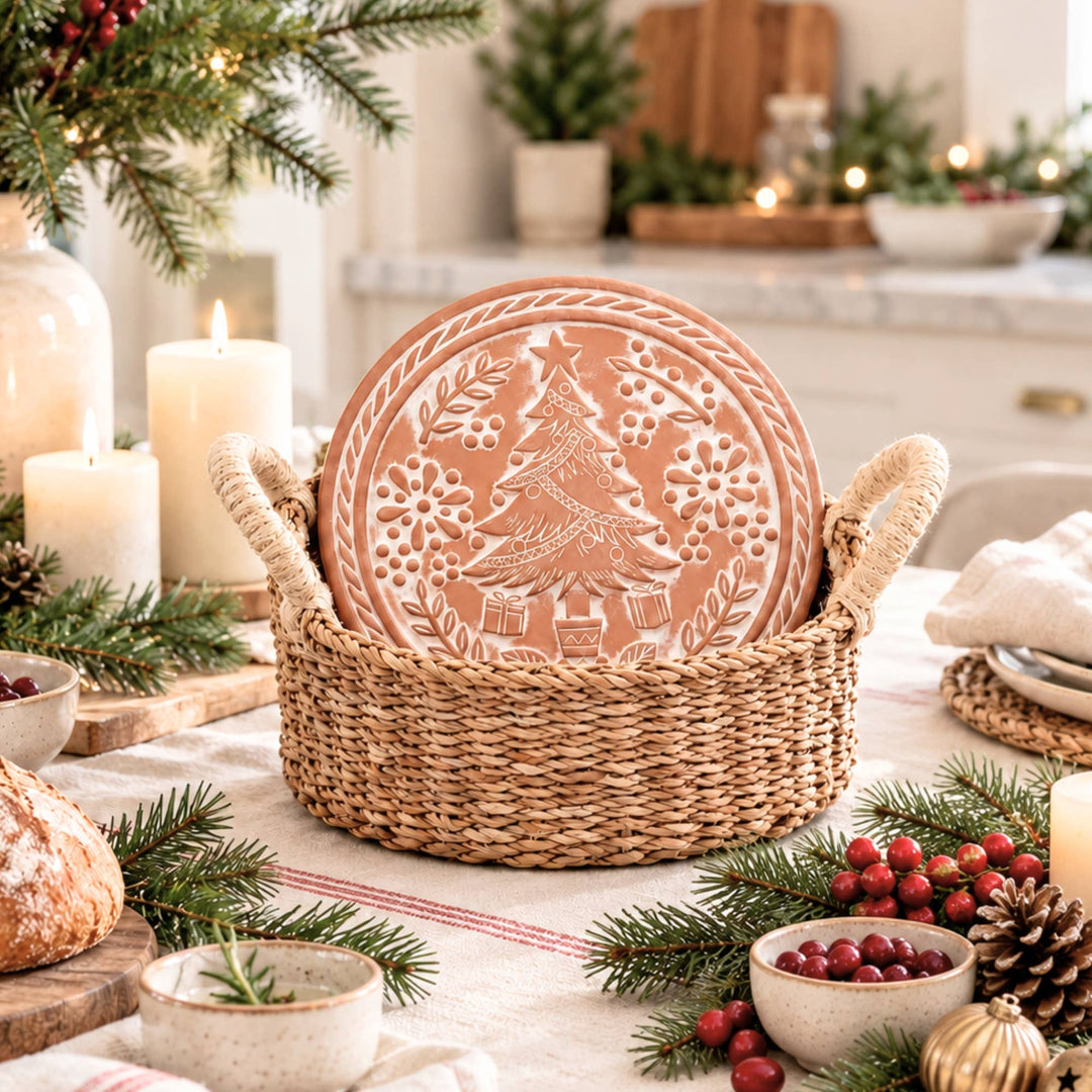 Handmade Bread Warmer &amp; Wicker Basket - Christmas Round