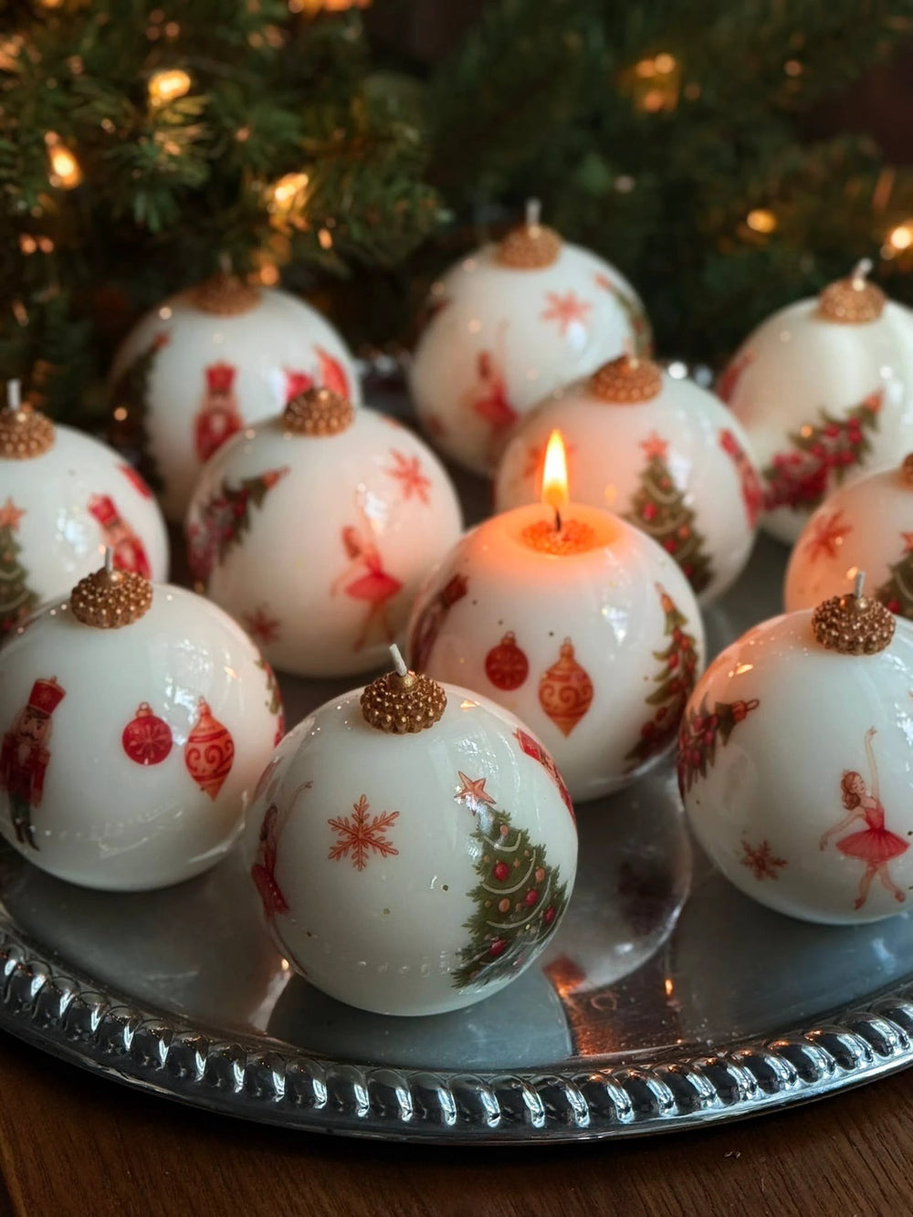 Vintage Style Christmas Candle Ornament: Holiday candle