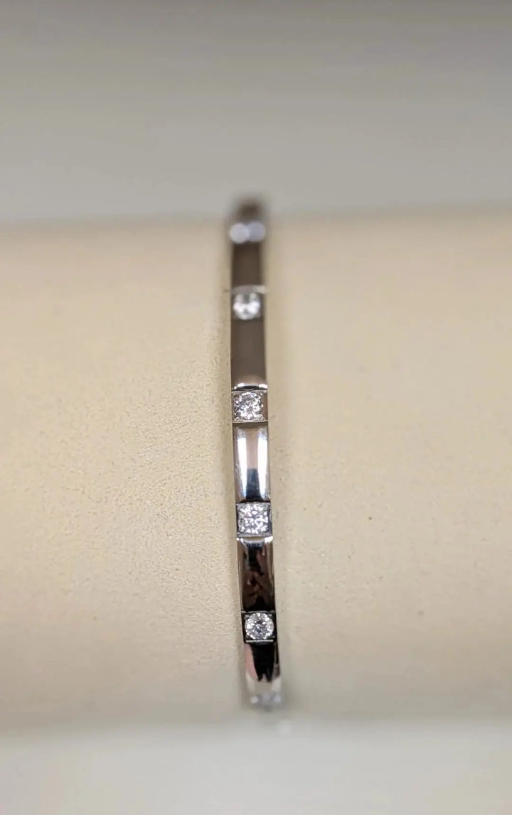 The Jamie Bracelet - Water-Resistant Gold Bangle with Lifetime Warranty CHANSUTTPEARLS