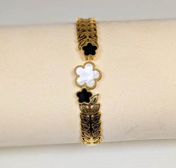 Flower Bracelet - 18K Gold Plated Stainless Steel Statement Piece Intensity