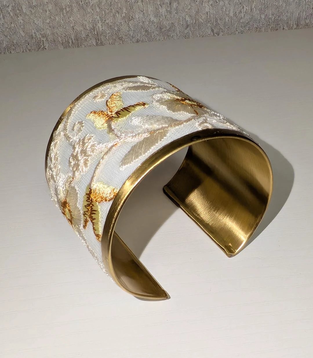 Ivory White Floral Embroidered Cuff Bracelet ZAD